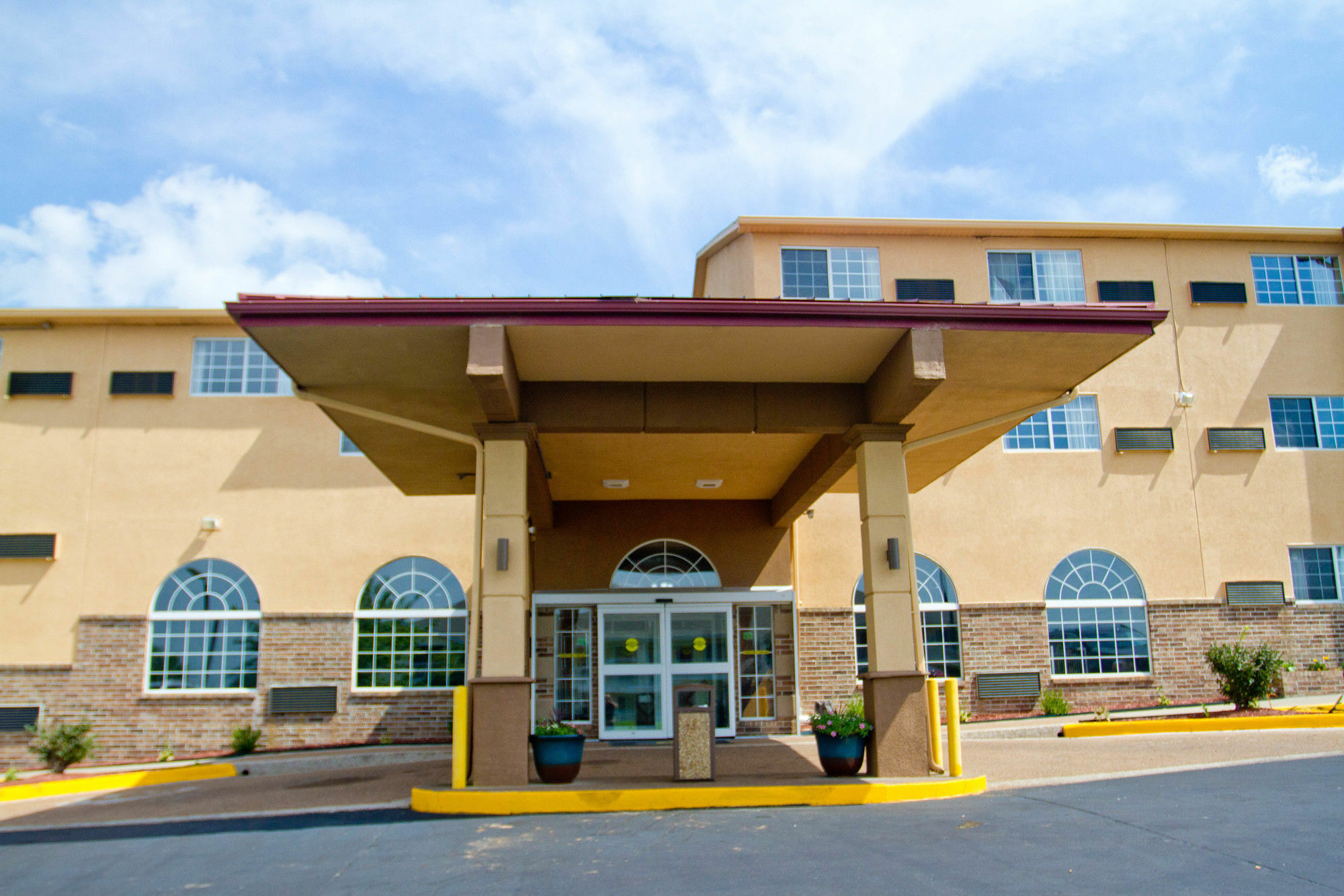 Super 8 By Wyndham Kansas Hotel *