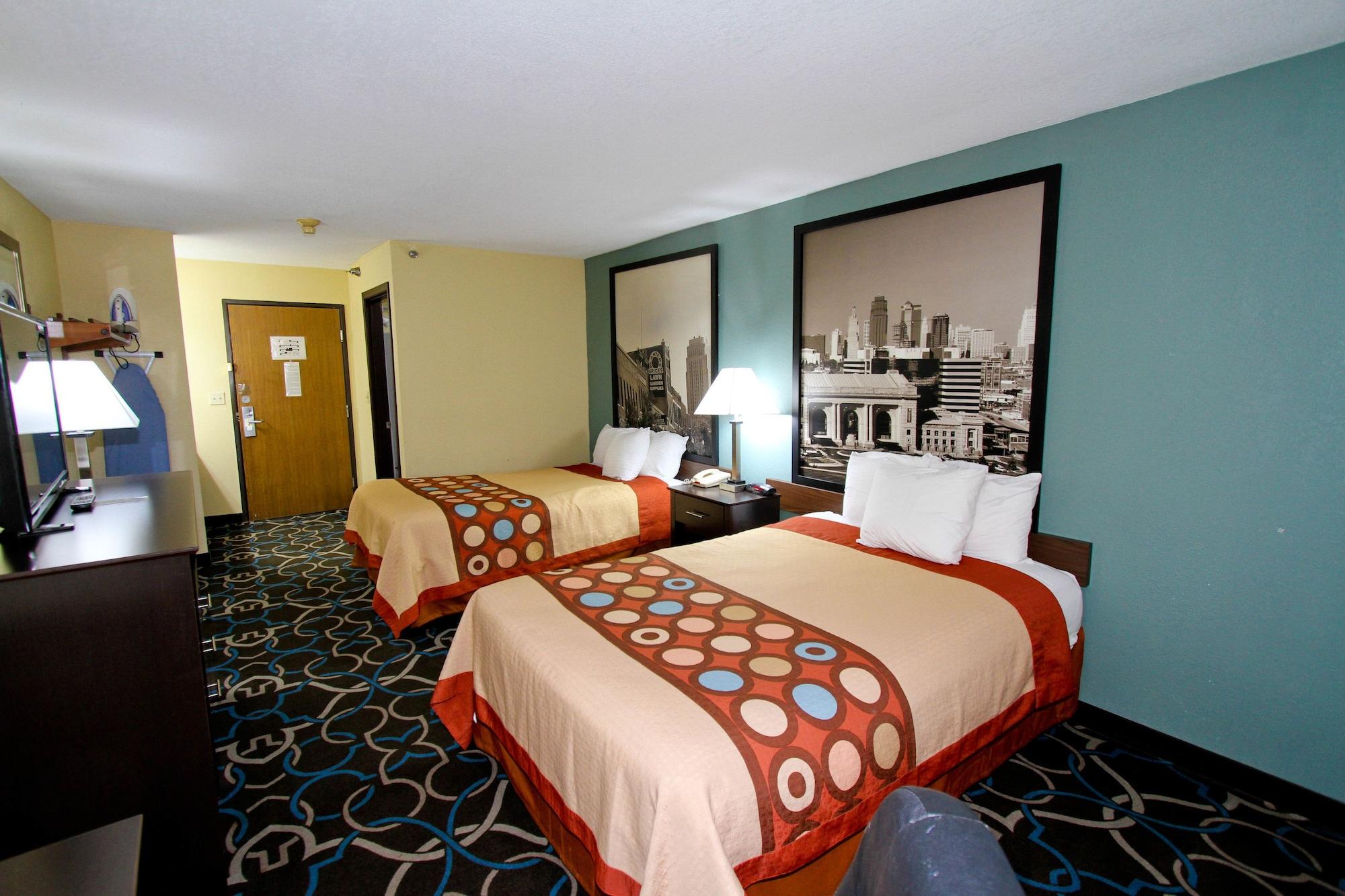 Super 8 By Wyndham Kansas * Kansas City